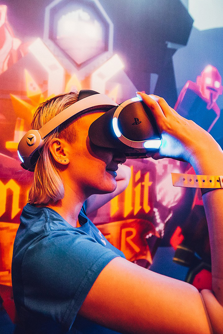 VR head set at Playstation - VR Spring Showcase